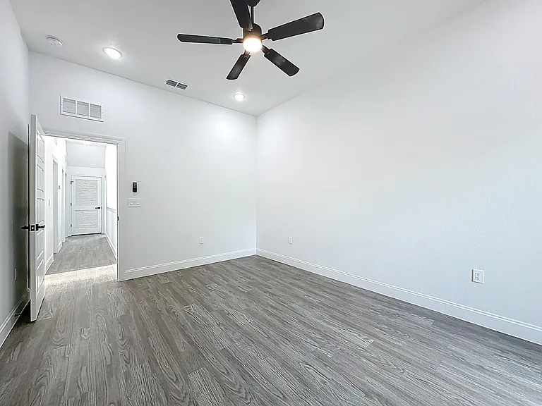 8892 Hogan Rd — Photo 26