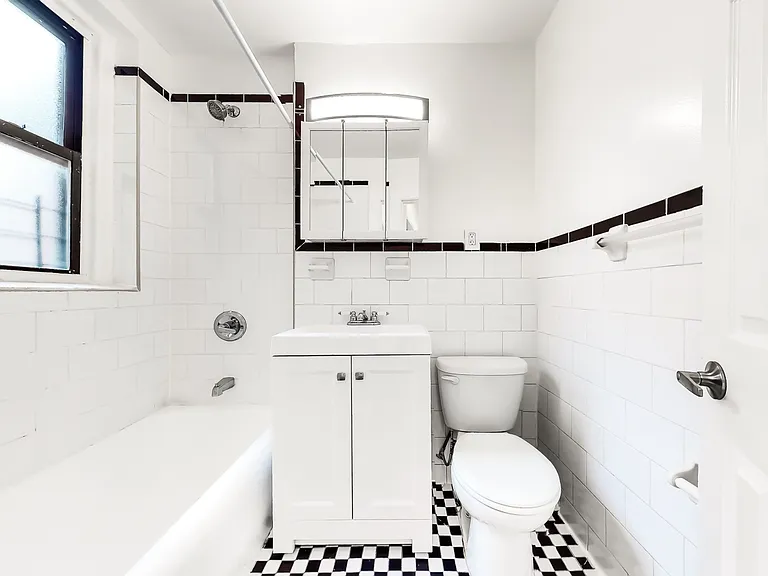 357 Edgecombe Ave #5LFI — Photo 4