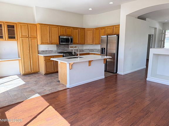 2nd image of 9889 Northrup Dr