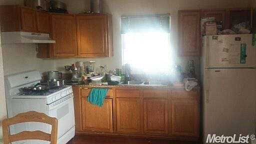 2nd image of 4125 38th St