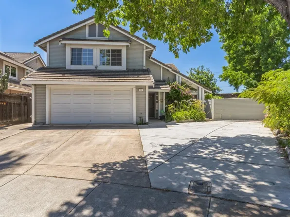 290 Cedar Mountain Dr, Tracy, CA 95376