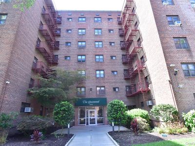 87-30 204 Street #B55, Hollis, NY, 11423