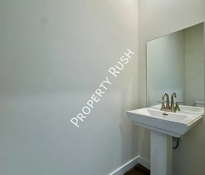 7535 Bendire Loop — Photo 9