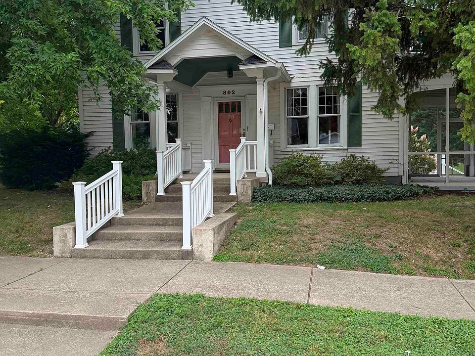 1st image of 802 E Jackson St