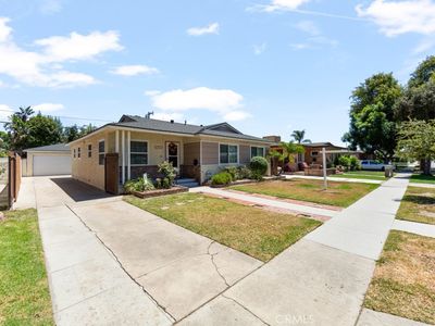 2832 Clark Ave, Long Beach, CA, 90815
