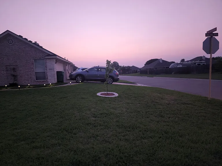 2000 Merlin Dr — Photo 2