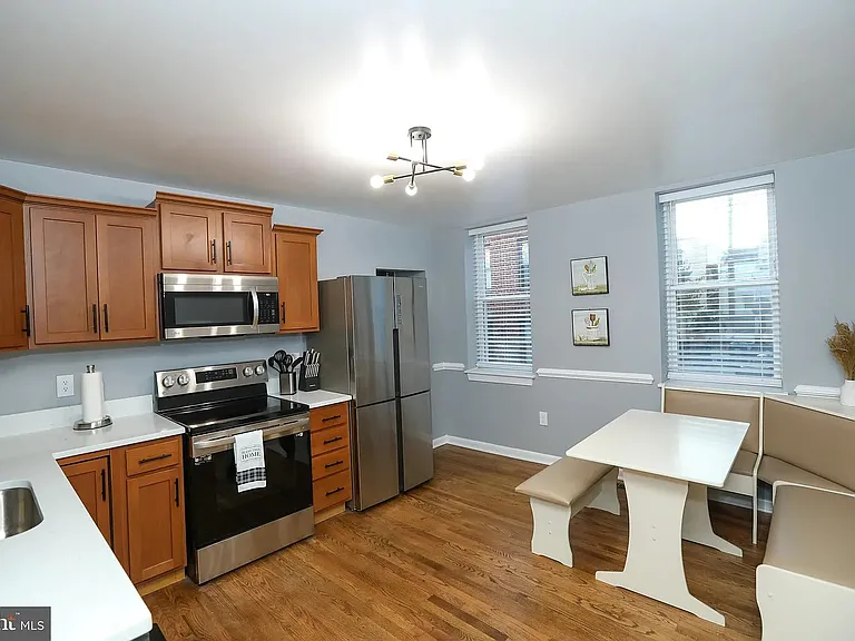 2111 Gough St #1 — Photo 4