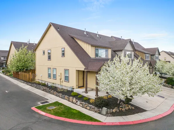 2813 SW Indian Cir, Redmond, OR 97756