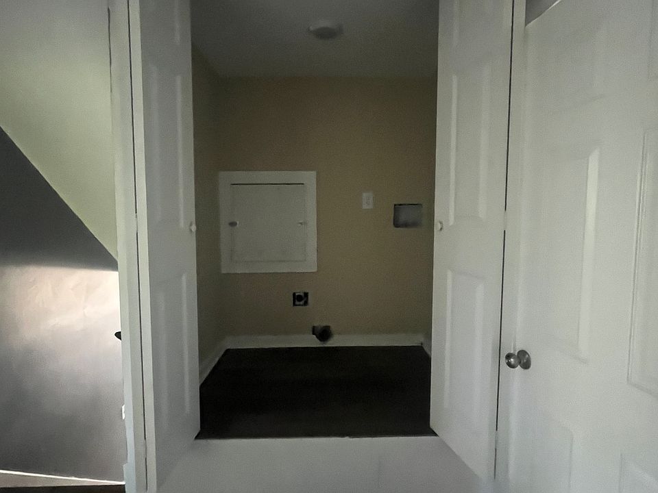 1st image of 4442 Shadowood Dr
