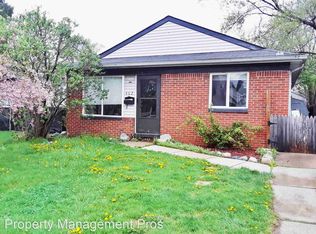 462 W Brockton Ave, Madison Heights, MI 48071
