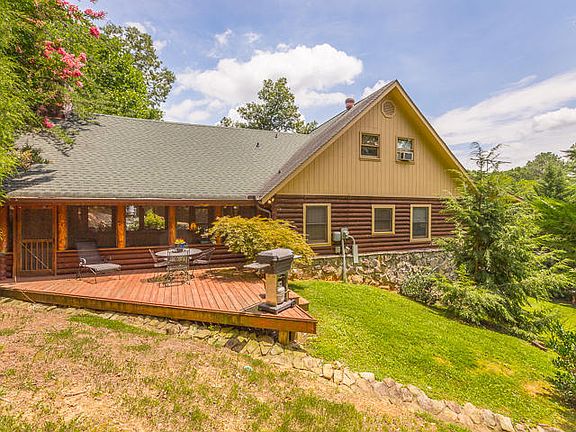 3rd image of 1930 Zorn Ln