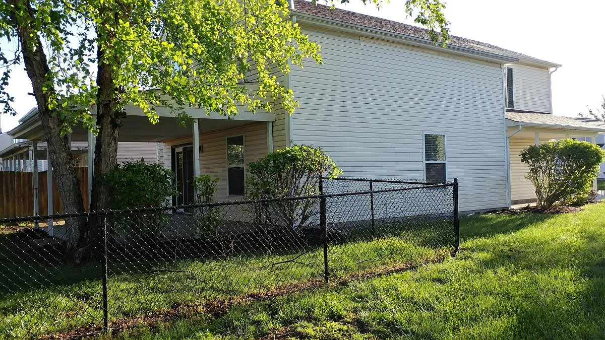 Building Photo - 1330 Odell Ln