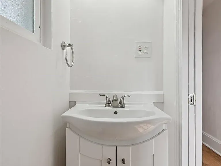 253 N Lincoln St #1 — Photo 15