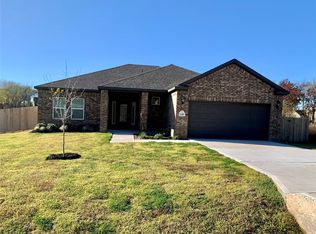 504 Cliffbrook Cir, Cleveland, TX 77327
