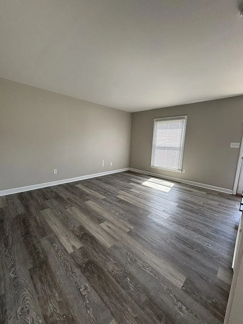 Convenient 2-Bedroom Kernersville Townhouse with Water Included — Photo 1