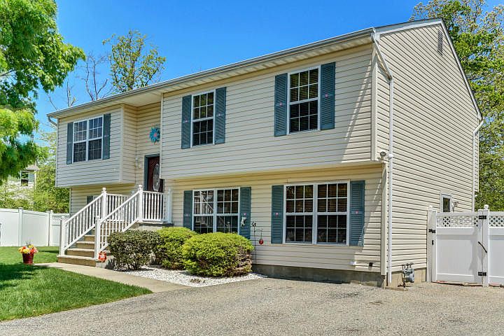 1st image of 791 Jerah Ct