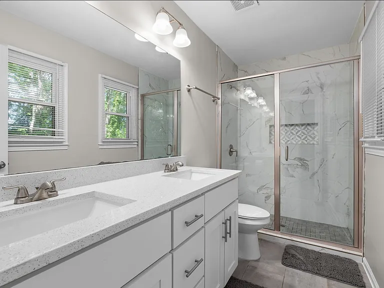 1048 Ivy Ln — Photo 26