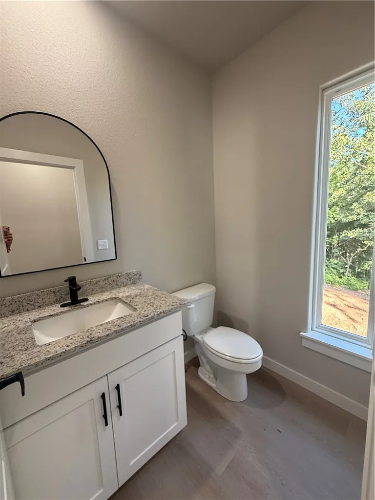 3 bed, 2.5 bath, 1421 sqft, $2,150 — Photo 4
