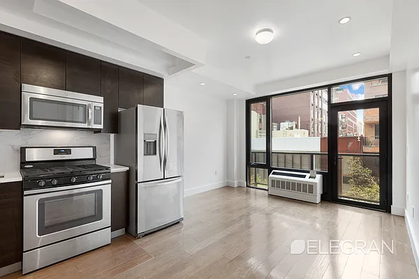 Rented by (Legacy) Elegran | media 9