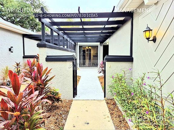 2nd image of 2809 Bayshore Blvd
