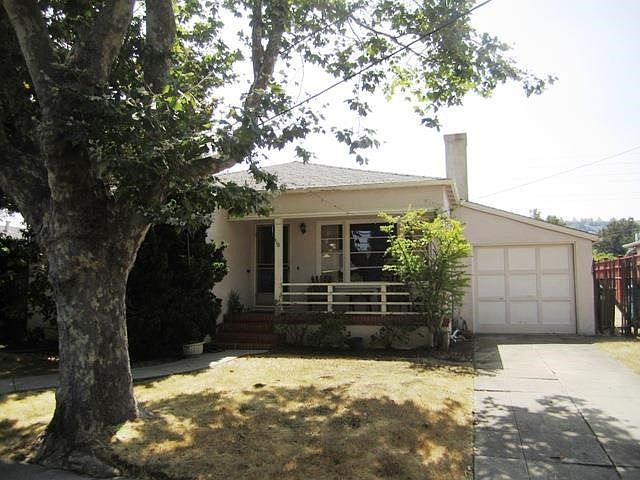 1st image of 110 Loma Vista Dr