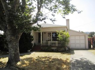 110 Loma Vista Dr, Burlingame, CA