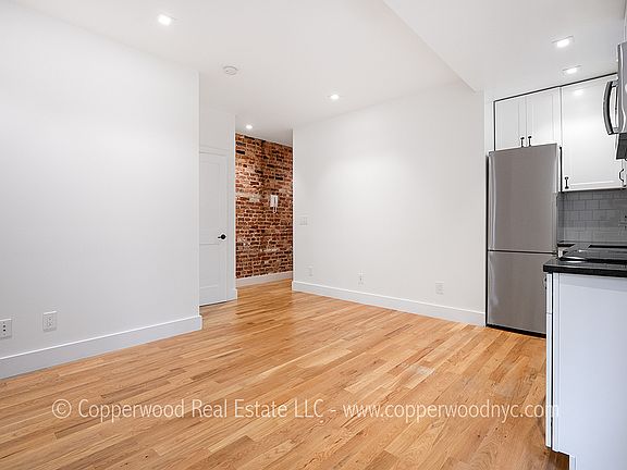 3rd image of 315 E 84th St APT 7