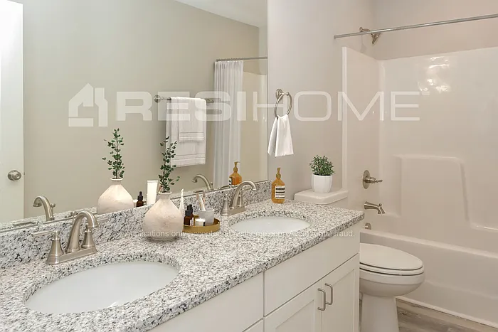 119 London Calvin Way — Photo 10