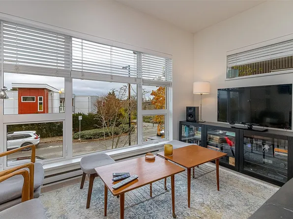 770 Central Spur Rd #106, Victoria, BC V9A 0E9