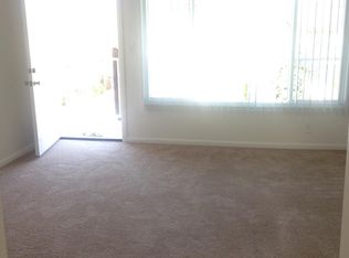 1100 E Imperial Ave APT E, El Segundo, CA 90245