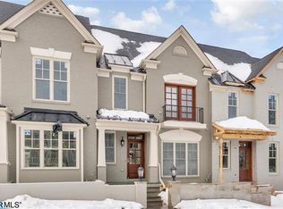 2756 Town Mews Ln, Charlottesville, VA 22901