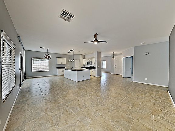 4th image of 1123 E Lynx Way