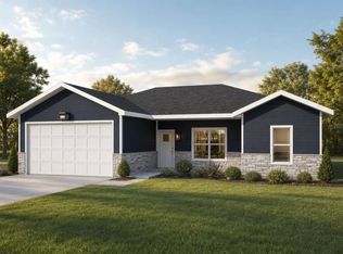 119 21st St, Beloit, KS 67420