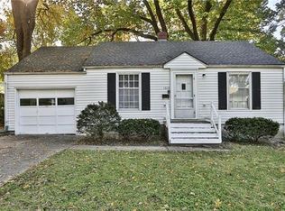 1515 W Sheley Rd, Independence, MO 64052