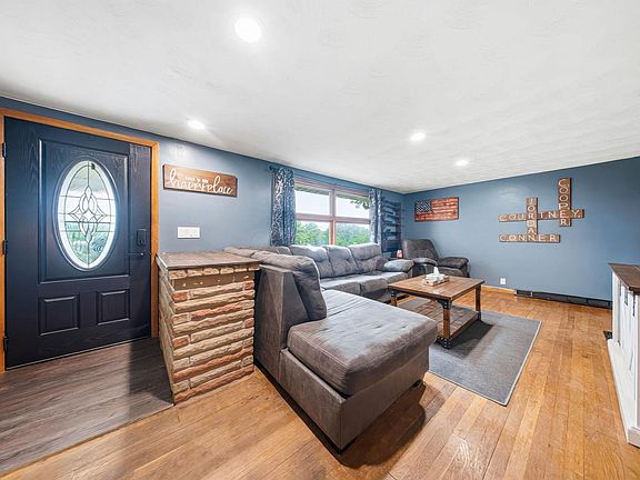 5th image of 248 Crowley Dr