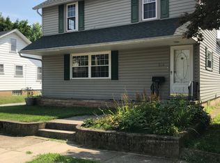 324 S 6th St, Tipp City, OH 45371
