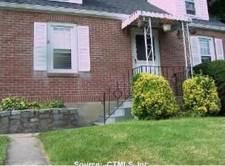 43 Allen Ave, Meriden, CT 06451