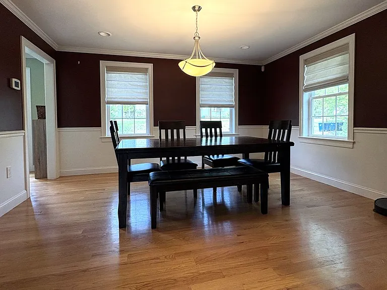 6 Dickson Ave — Photo 13