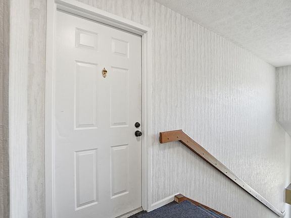 5th image of 42 Rio Grande Cir APT 7