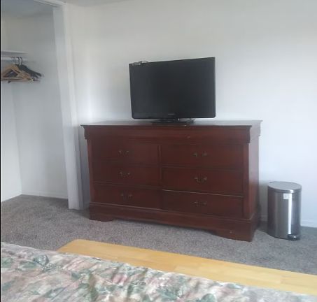 5th image of 3621 E 22nd Ave #1