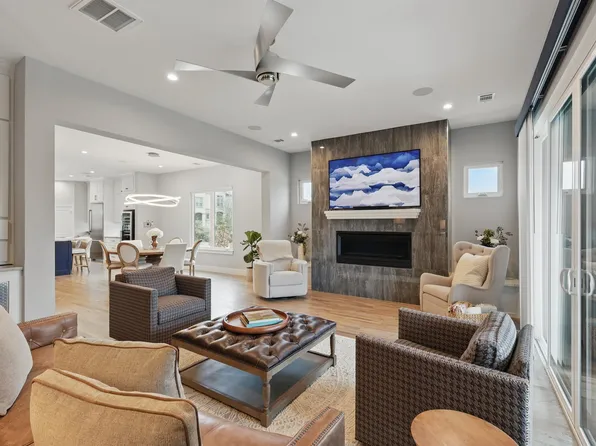 428 Northwood Dr, Flower Mound, TX 75022