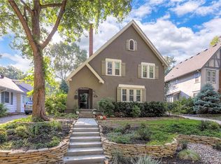 6541 Edgevale Rd, Kansas City, MO 64113