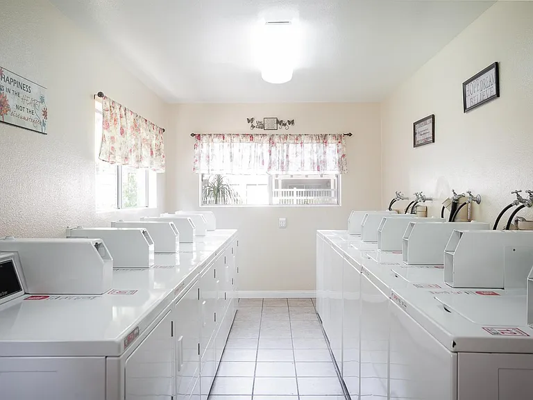 16251 Woodruff Ave — Photo 17