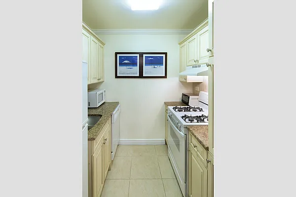 Sold by Stribling | media 13