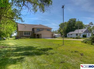 25005 W Center Rd, Waterloo, NE 68069