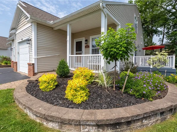 4111 Sandbar Ln, Liverpool, NY 13090