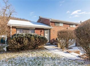 1213 Robinia Dr, Pittsburgh, PA 15221