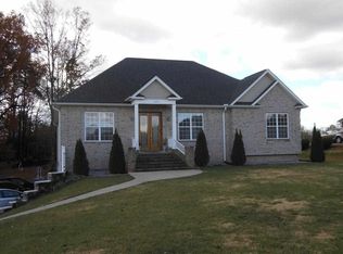220 Autumn Glen Dr, Spartanburg, SC 29303