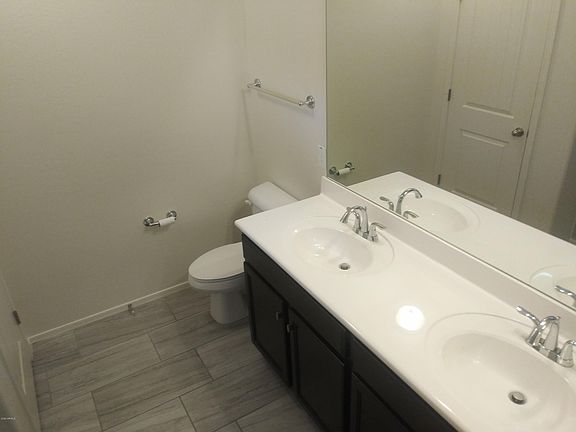 4th image of 18443 W Via Del Sol St