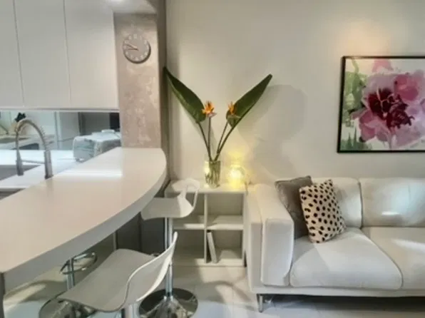 223 Por La Mar Cir, Santa Barbara, CA 93103